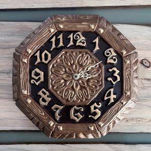 Vintage 70’s Era Arnel’s Ceramic Wood Grain Wall Mid Mod Clock Cottagecore